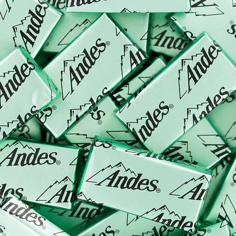 Andes Mints Parfait Thins Chocolates: 28-Piece Box 1 Andes Mints Parfait Thins Chocolates: 28-Piece Box