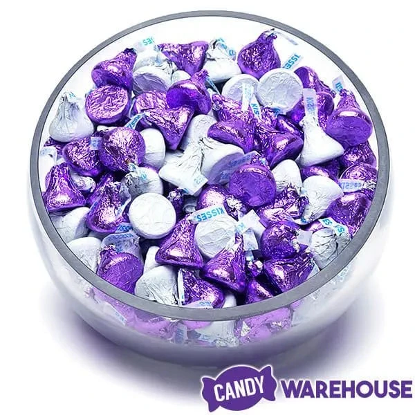Hershey's Kisses Color Combo - Purple And White: 800-Piece Box 4 Hershey's Kisses Color Combo - Purple And White: 800-Piece Box - Image 4